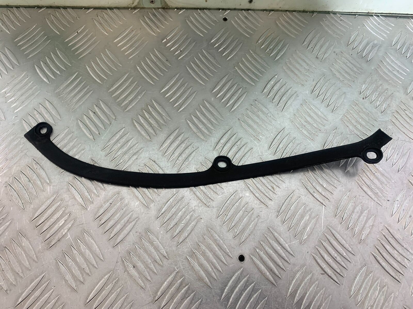 MV AGUSTA TURISMO VELOCE 800 BRAKE LINE COVER YEAR 2014-17 (CMB1051)