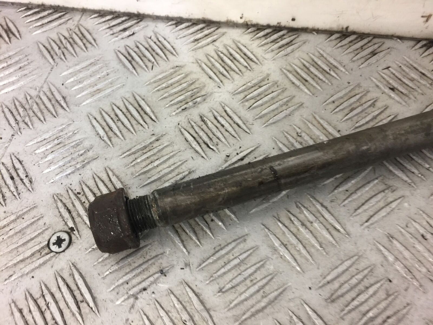HONDA ST1100 ST 1100 PAN EUROPEAN REAR WHEEL SPINDLE YEAR 1997 (STOCK NO 413)