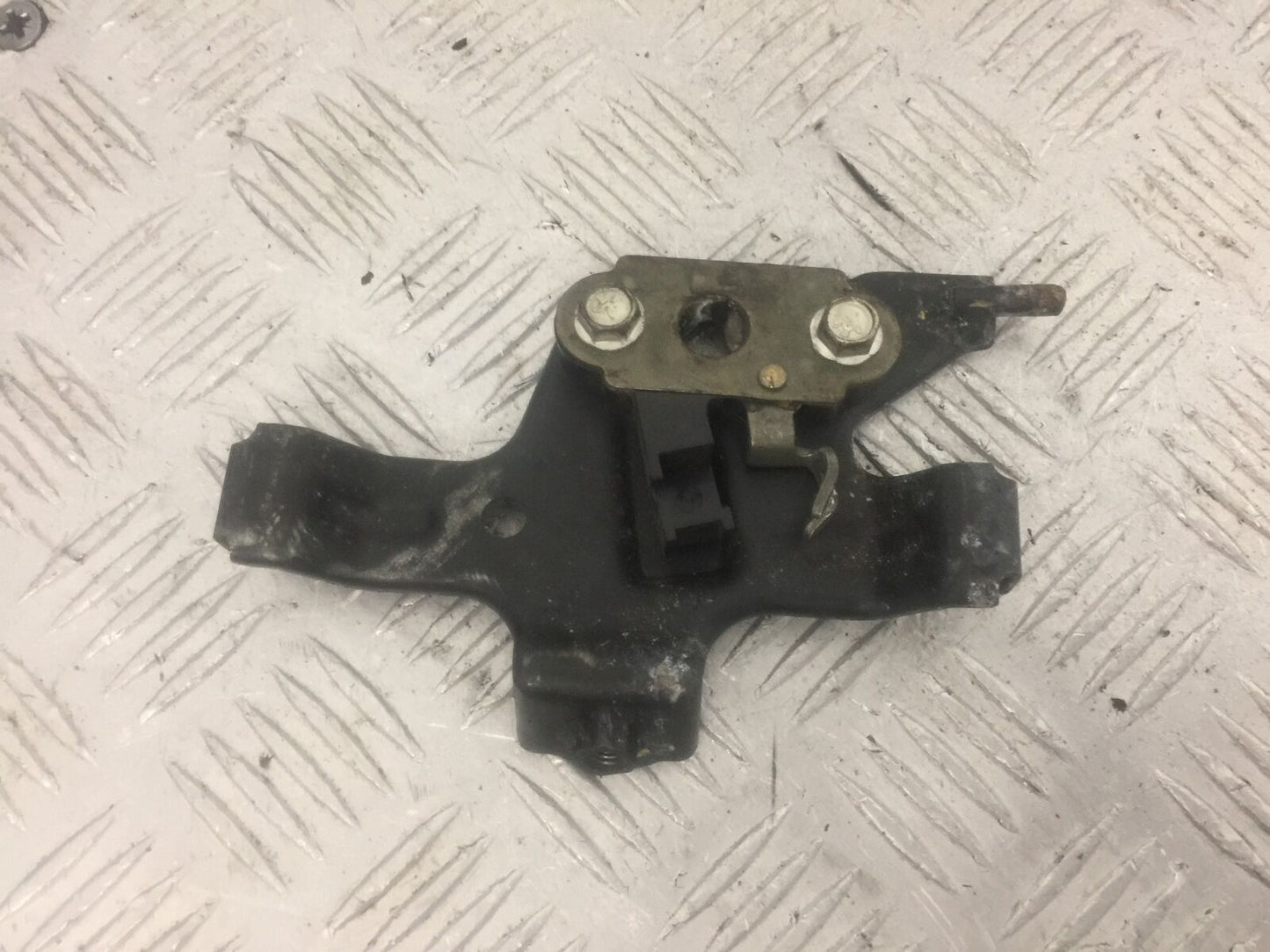 KTM RC125 RC 125 SEAT CATCH YEAR 2014 2017 (STOCK 838)