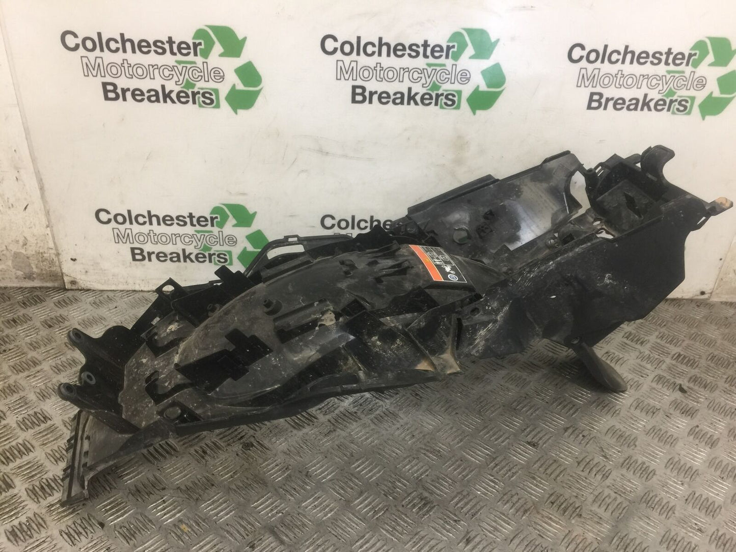 HONDA CRF1000 AFRICA TWIN UNDERTRAY YEAR 2016-2019 (STOCK 695)