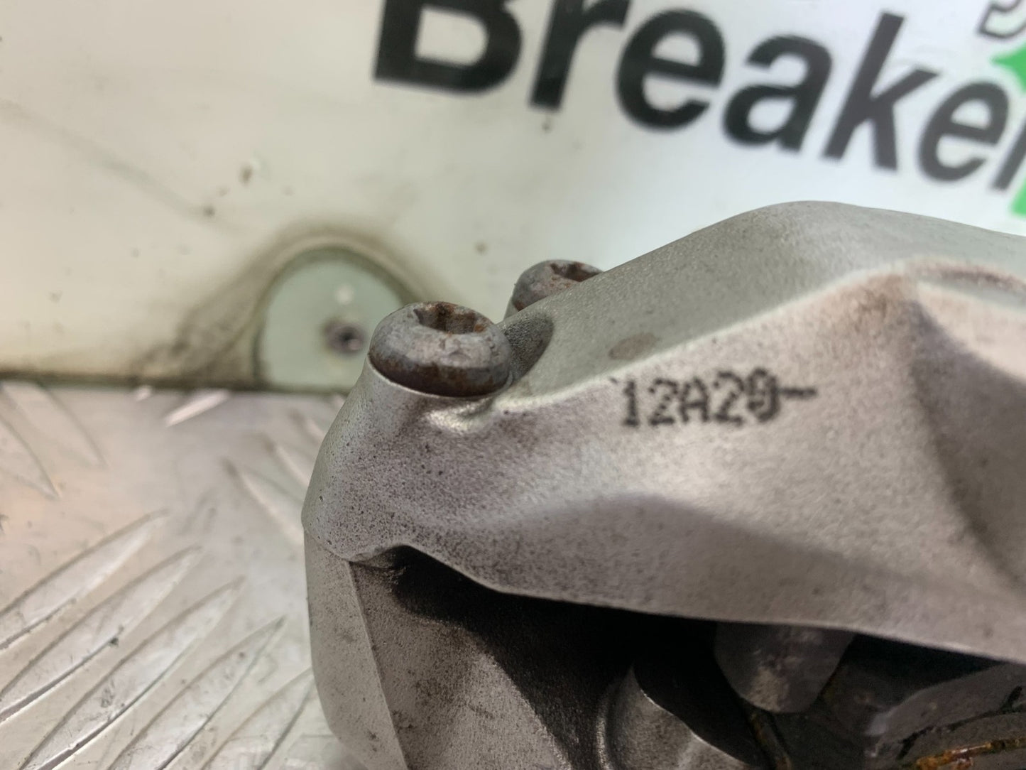 KTM 690 DUKE R LC4 FRONT BRAKE CALIPER YEAR 2012-2015 (CMB1180)