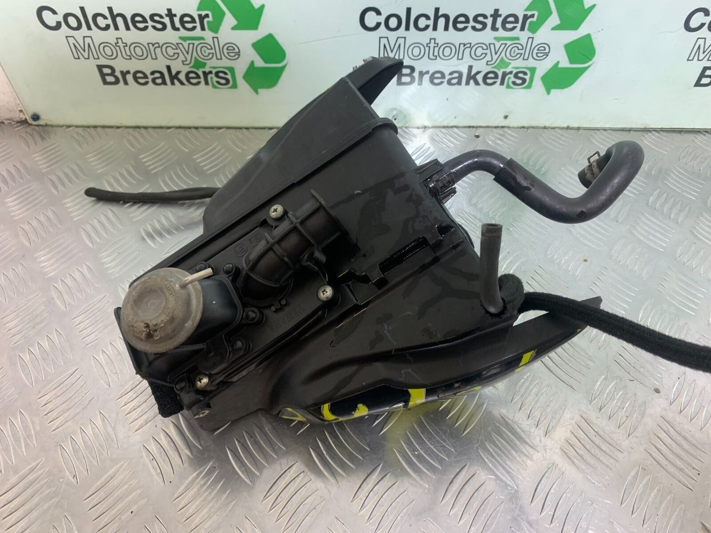 YAMAHA MT07 MT-07 AIRBOX YEAR 2014 (STOCK 995)
