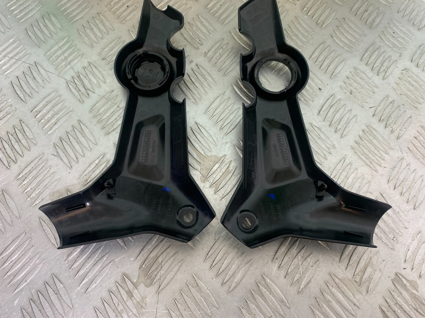 TRIUMPH TRIDENT 660 FRAME COVERS YEAR 2021-2024 (CMB1148)