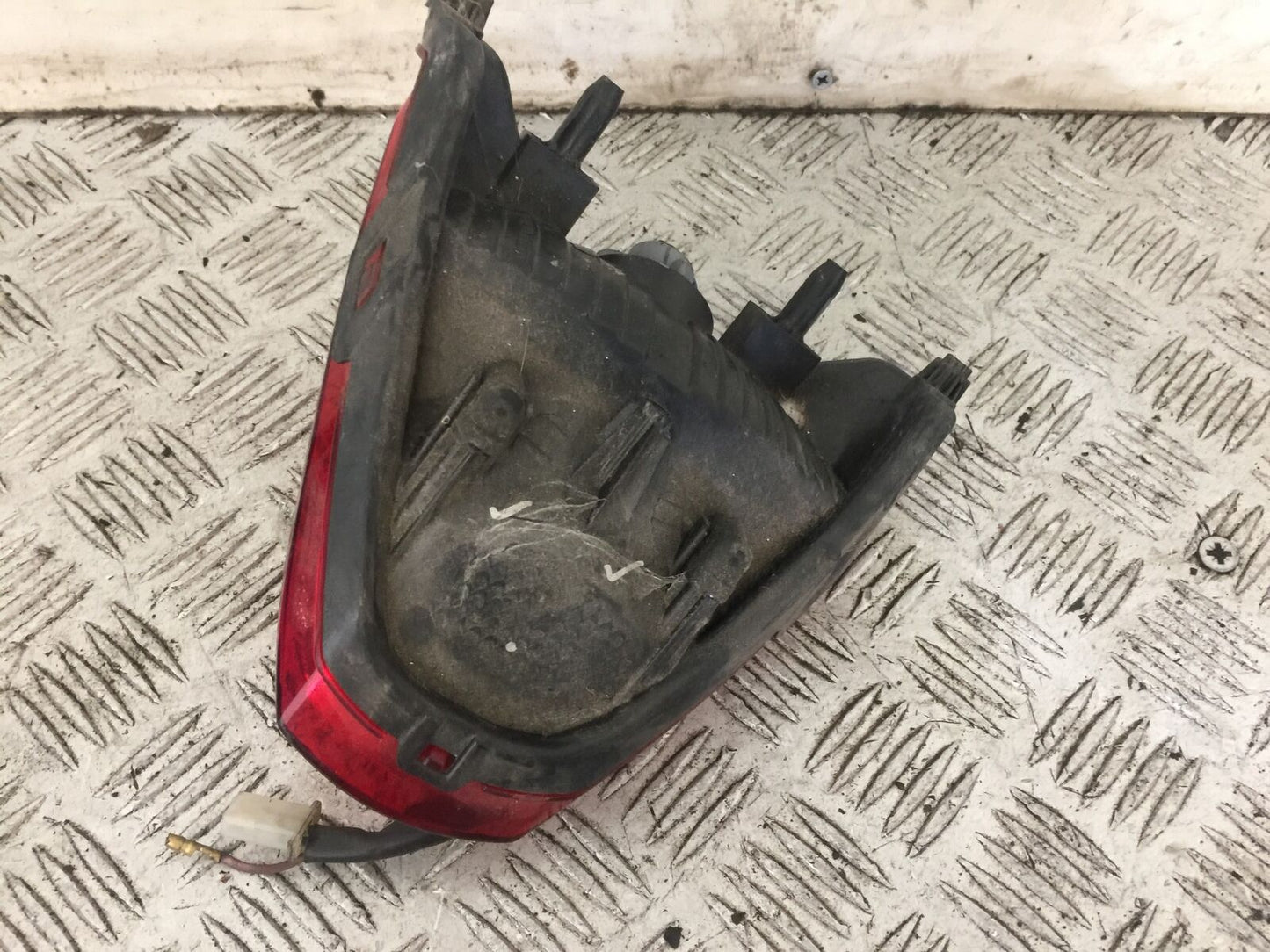 HONDA CBR125 CBR 125 REAR LIGHT YEAR 2011-2017 (STOCK 732)