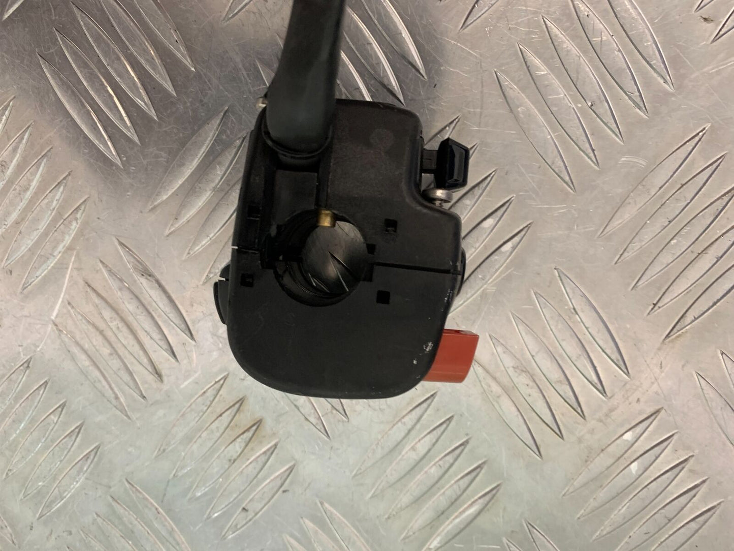 APRILIA RSV1000 R MILLE LEFT SWITCH GEAR YEAR 2004-2009 (STOCK 977)
