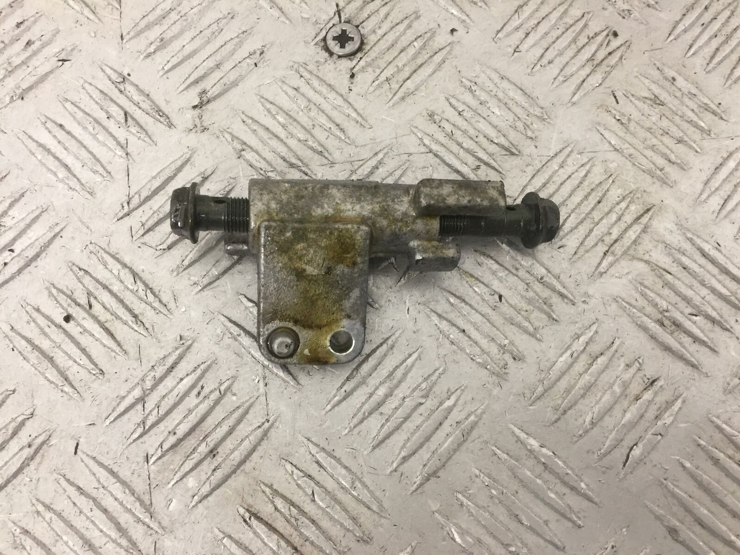 SUZUKI GSF1200 BANDIT MK2 BRAKE LINE SPLITER YEAR 2001-05 (STOCK 859)