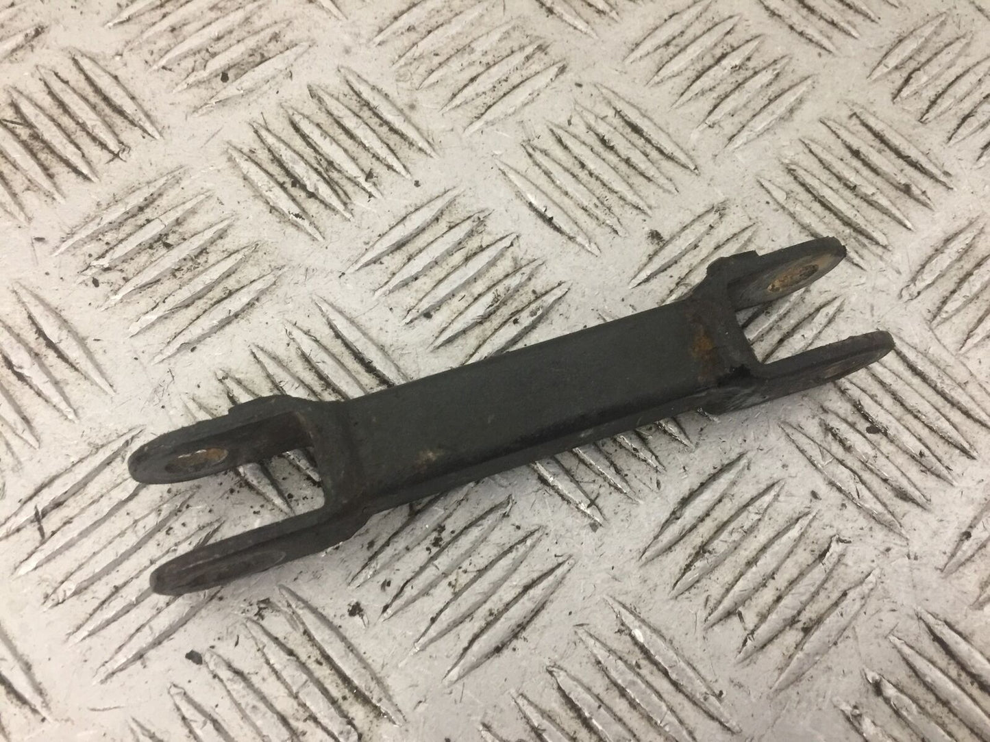 KAWASAKI Z1000 SX REAR BRAKE ARM YEAR 2011 (STOCK 796)