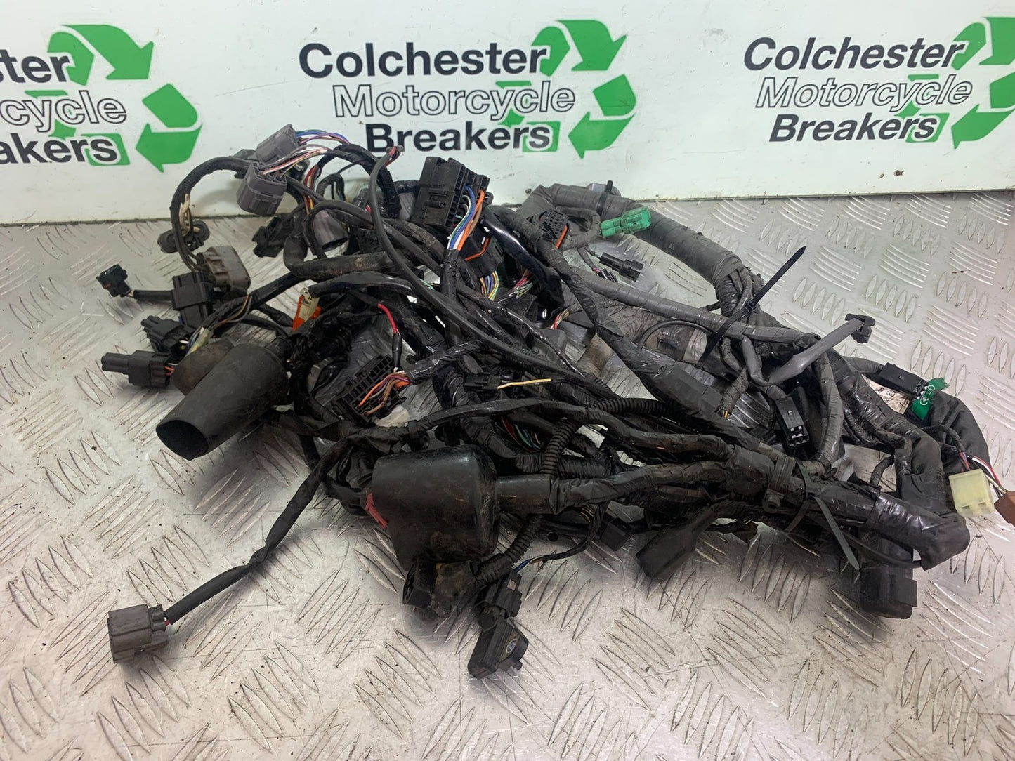 KAWASAKI GTR1400 GTR 1400 WIRING LOOM YEAR 2007-2009 (CMB1174)