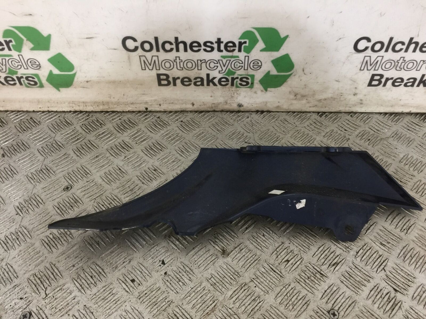 TRIUMPH TROPHY 1215 SE RIGHT PANEL 2012-2017 (STOCK 740)