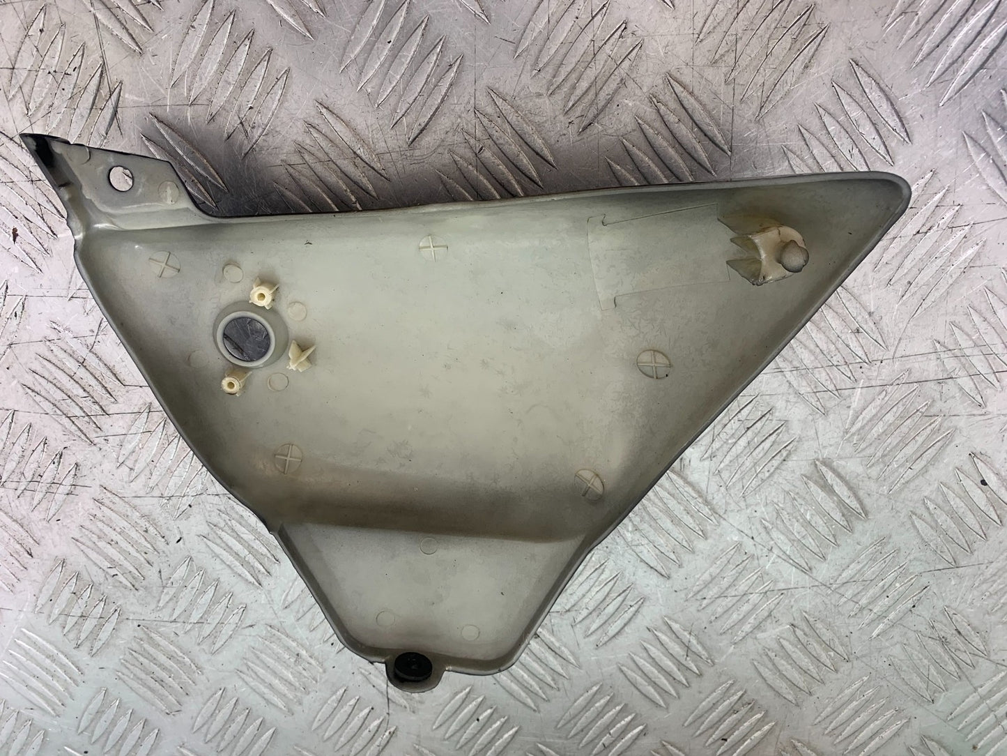 PIONEER NEVADA XF125 LEFT SEAT PANEL YEAR 2009 (CMB1214)