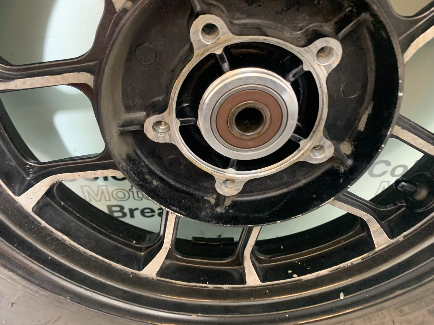 HONDA VT700 VT 700 SHADOW REAR WHEEL YEAR 1984-85 (CMB1328)