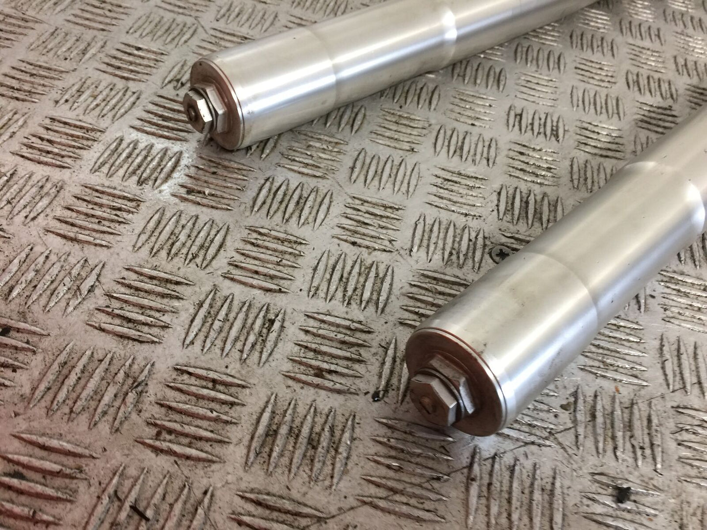 KAWASAKI Z1000 FORKS YEAR 2007-2009 (STOCK 763)