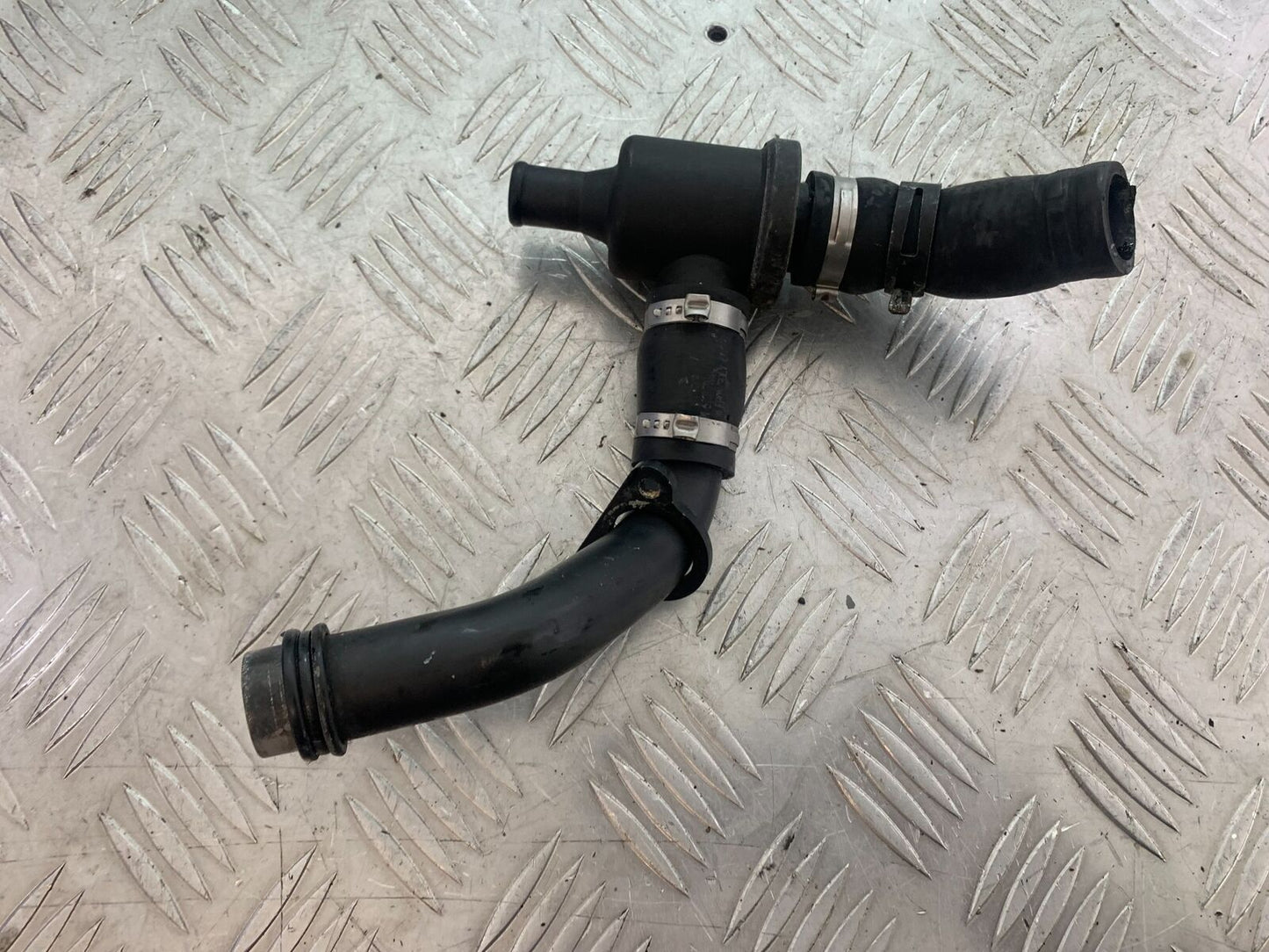KTM 990 SUPERMOTO T THERMOSTAT YEAR 2010-2011 (CMB1127)