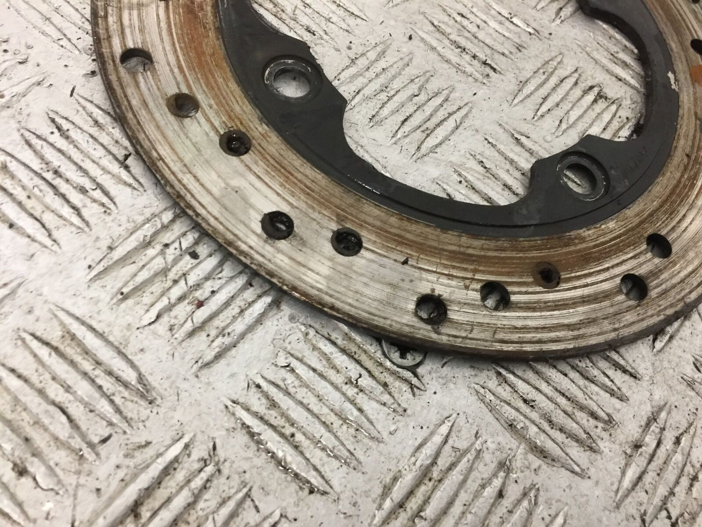HONDA CBR125 CBR 125 REAR BRAKE DISC YEAR 2007-10 (STOCK 884)
