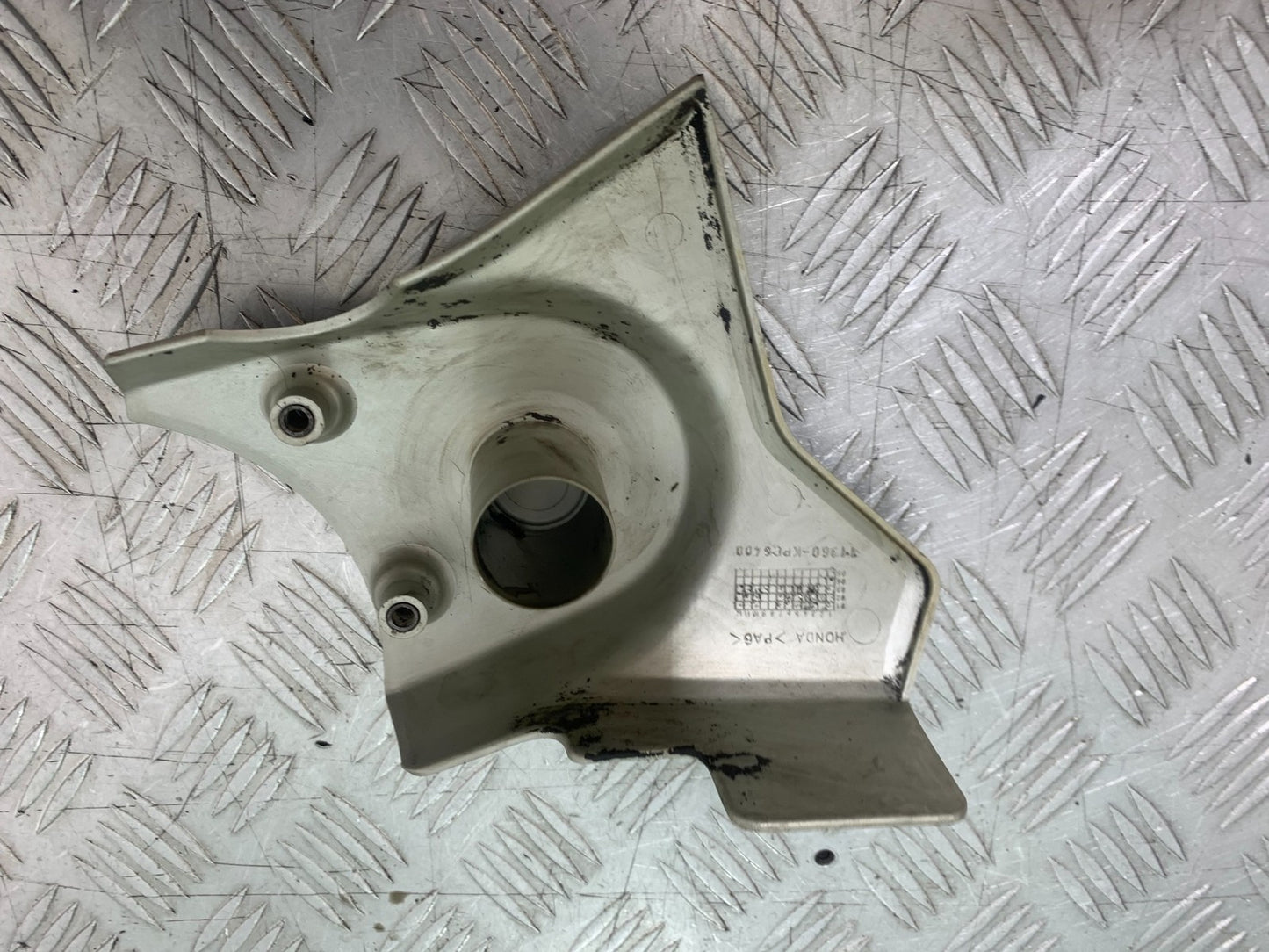 HONDA XL125 VARADERO SPROCKET COVER YEAR 2001-2006 (CMB1210)