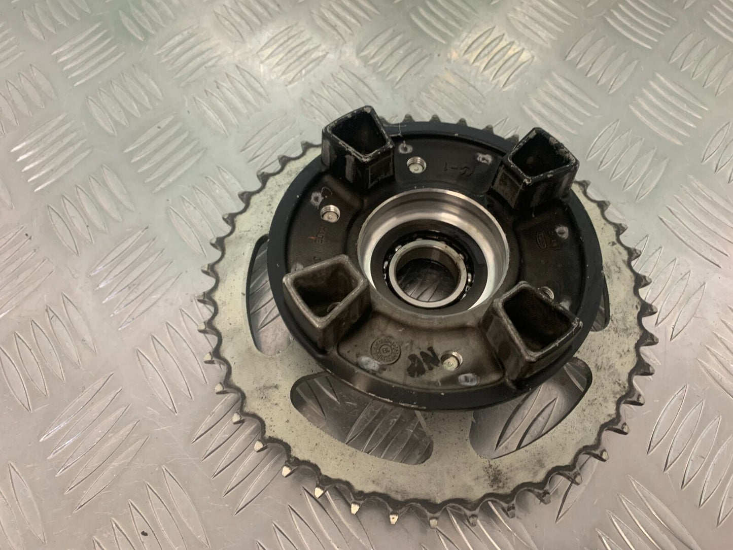 KAWASAKI ZX6R ZX6 R REAR SPROCKET CARRIER YEAR 2007 2008 (STOCK 973)