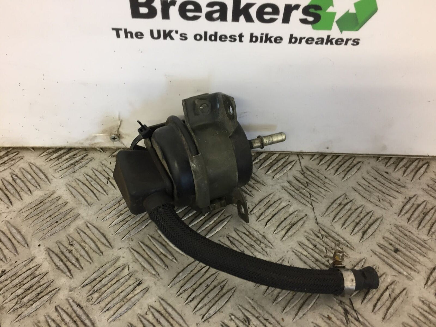 KAWASAKI VN1500 VN 1500 CLASSIC FUEL FILTER YEAR 2001