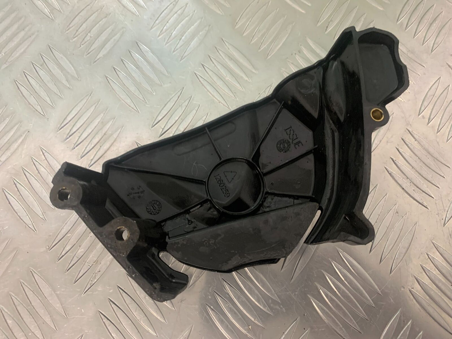 TRIUMPH 675 STREET TRIPLE RX SPROCKET COVER YEAR 2015-17 (STOCK 971)