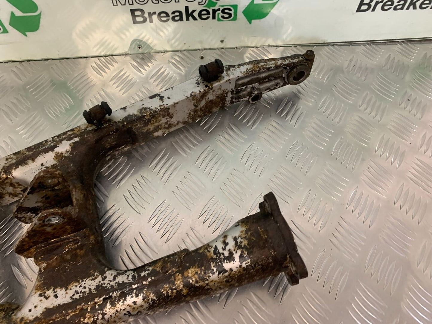 HONDA NT650 V DEAUVILLE SWINGARM YEAR 1999 (STOCK 937)