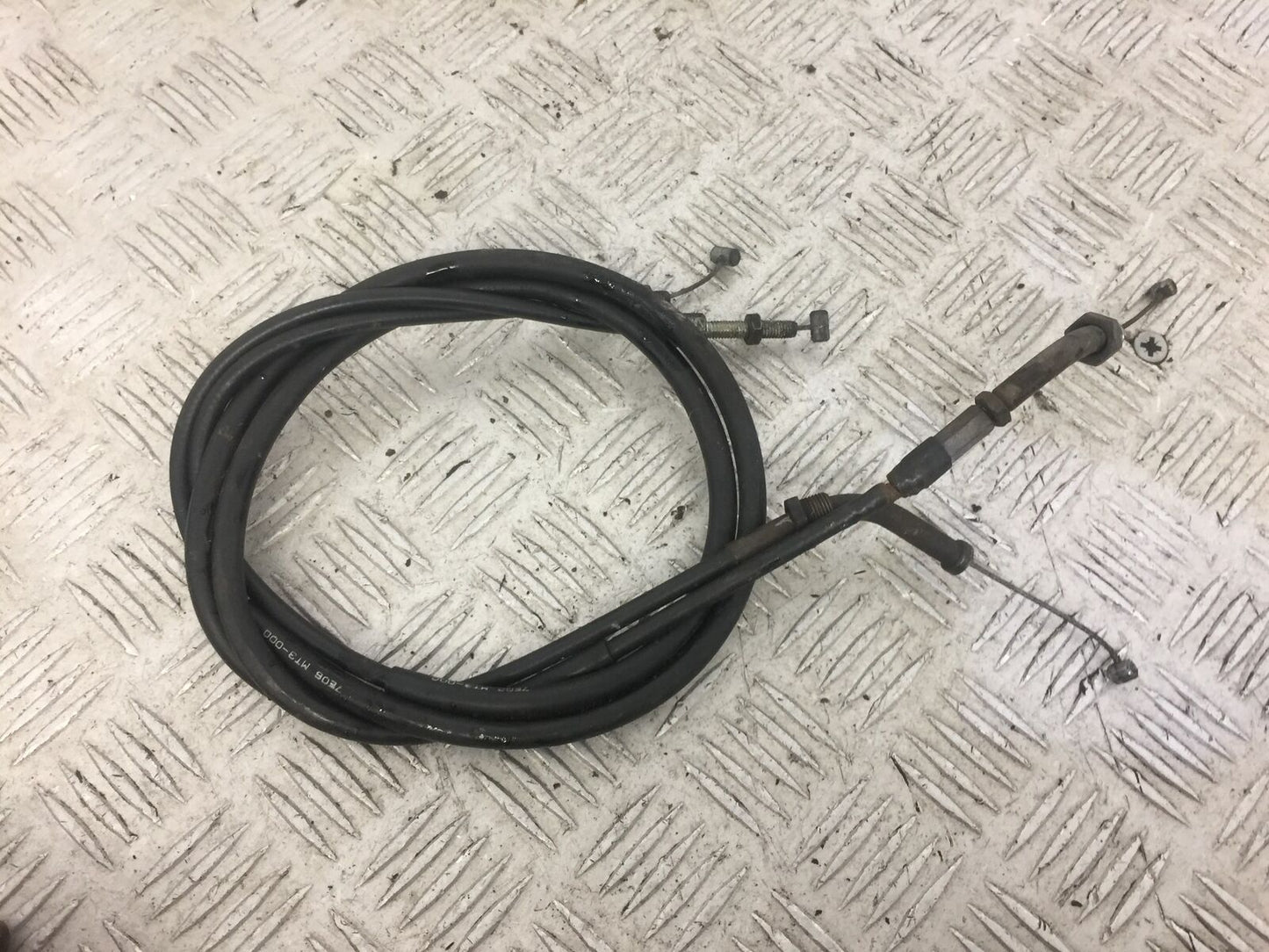 HONDA ST1100 ST 1100 PAN EUROPEAN THROTTLE CABLES YEAR 1992-1996 (STOCK 611)