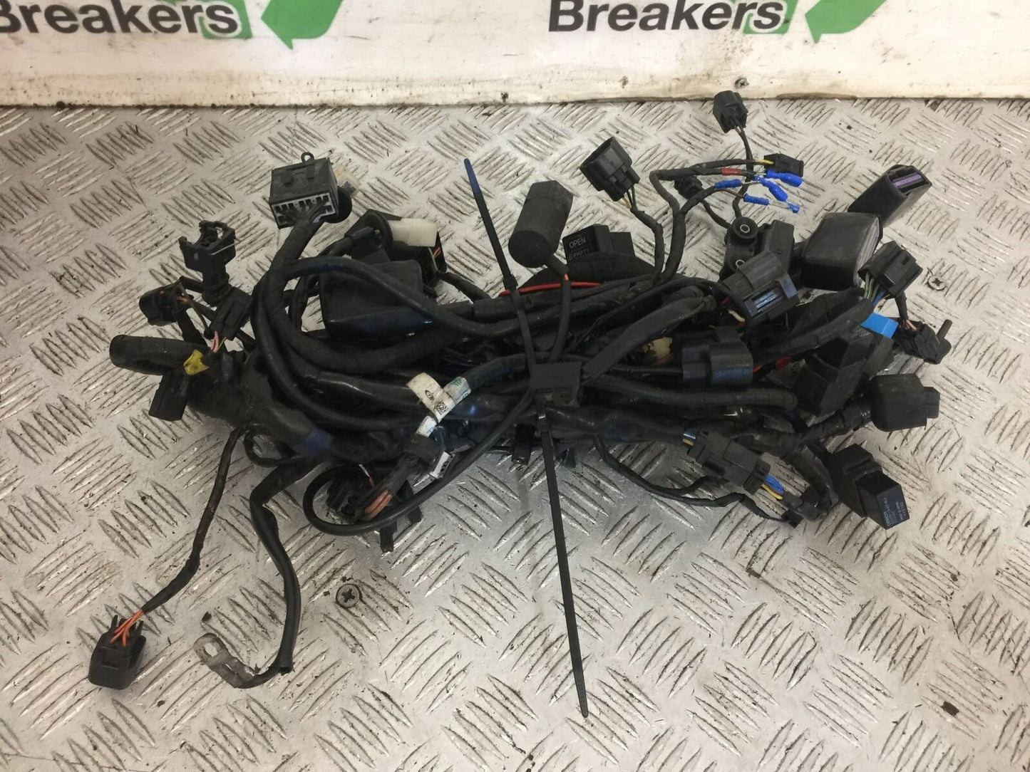 TRIUMPH 1050 SPEED TRIPLE WIRING LOOM YEAR 2012-2015 (STOCK 752)