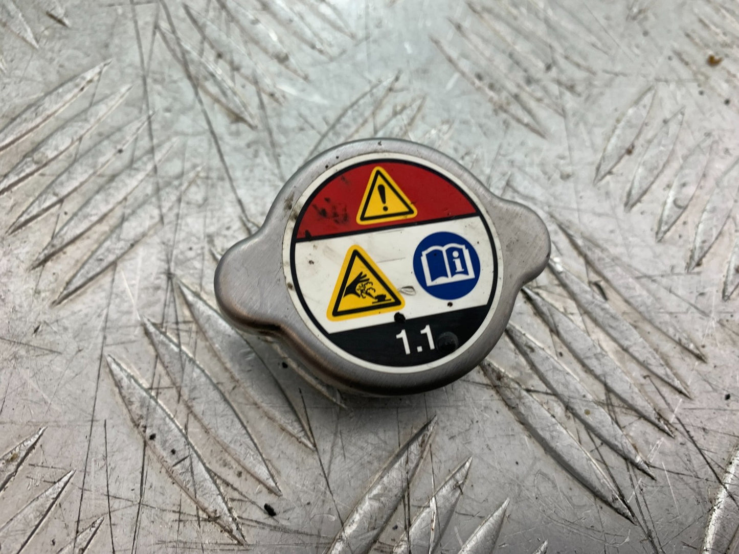HONDA CB650F CB 650 FA-E RADIATOR CAP YEAR 2014-2017 (CMB1226)
