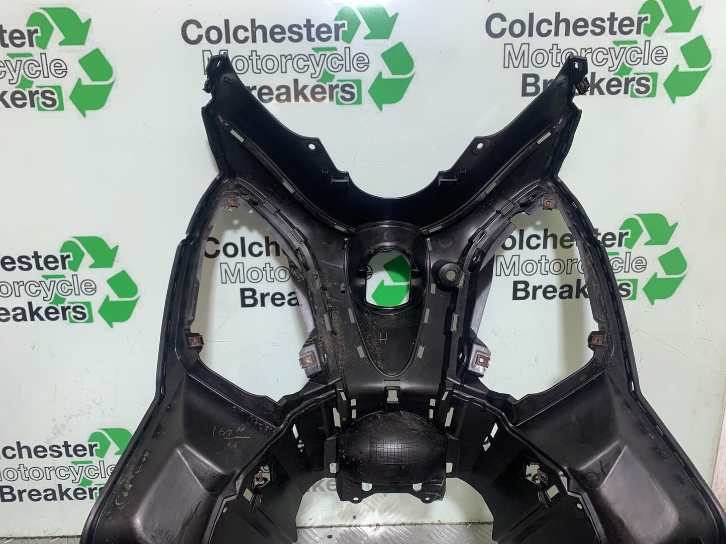 YAMAHA XMAX 300 INNER PANNEL YEAR 2017-2020 (CMB1218)