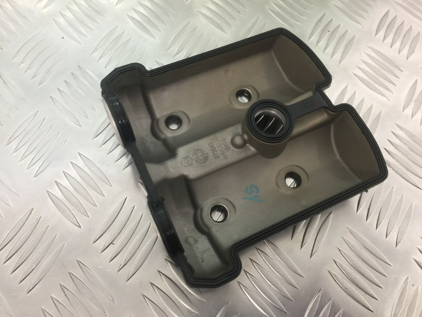 APRILIA DORSODURO 750 FACTORY FRONT ROCKER COVER YEAR 2011 (STOCK 908)