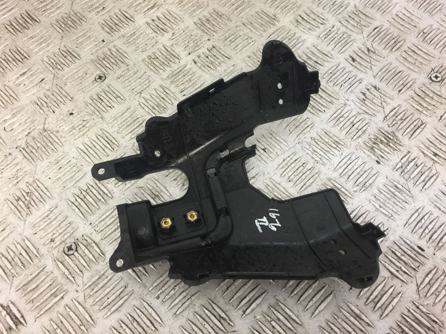 KTM DUKE 390 UNDERTRAY YEAR 2013- 2016 (STOCK 490)