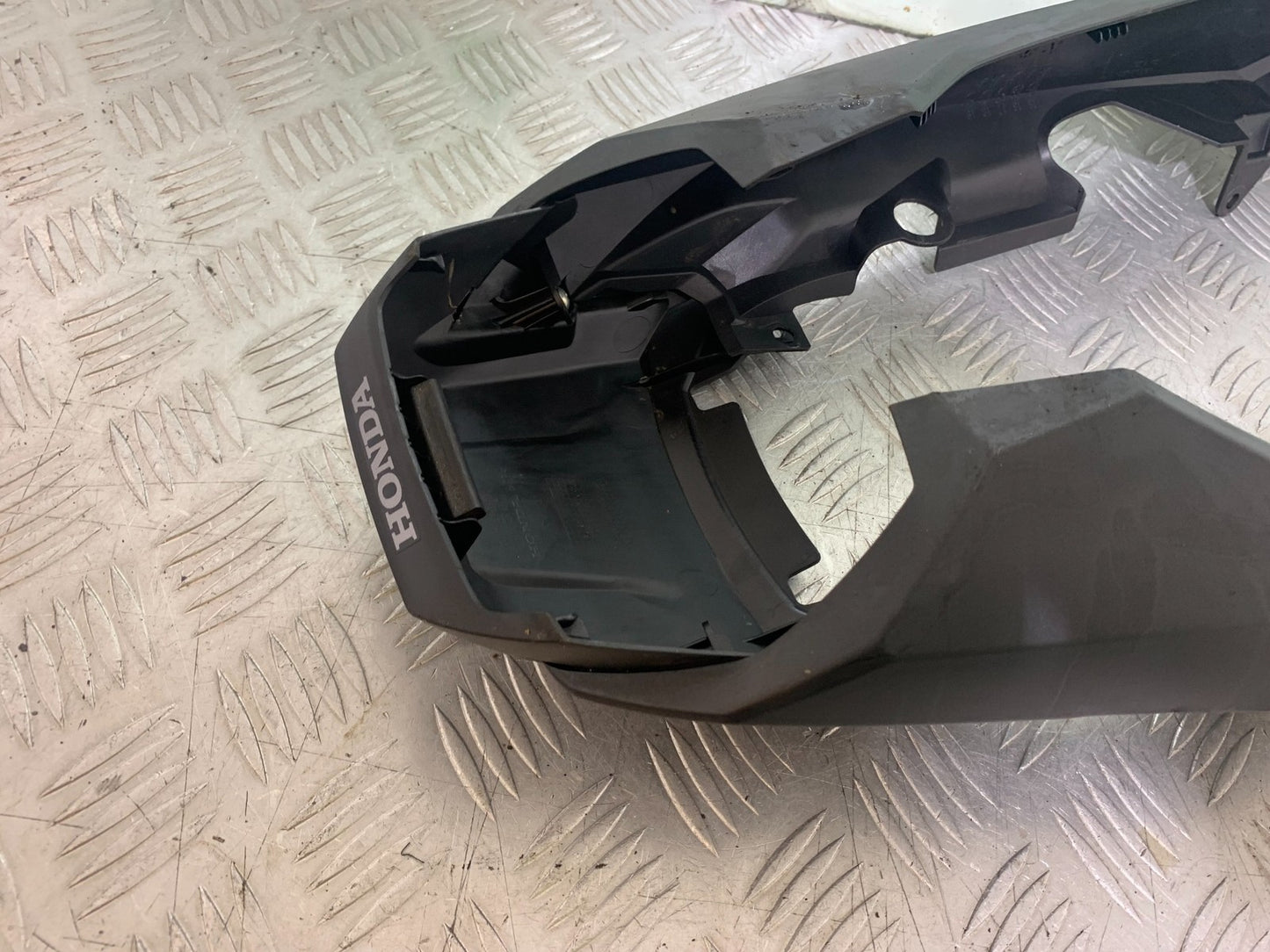 HONDA NC750 NC 750 X DCT TAIL PIECE YEAR 2019 (CMB1223)