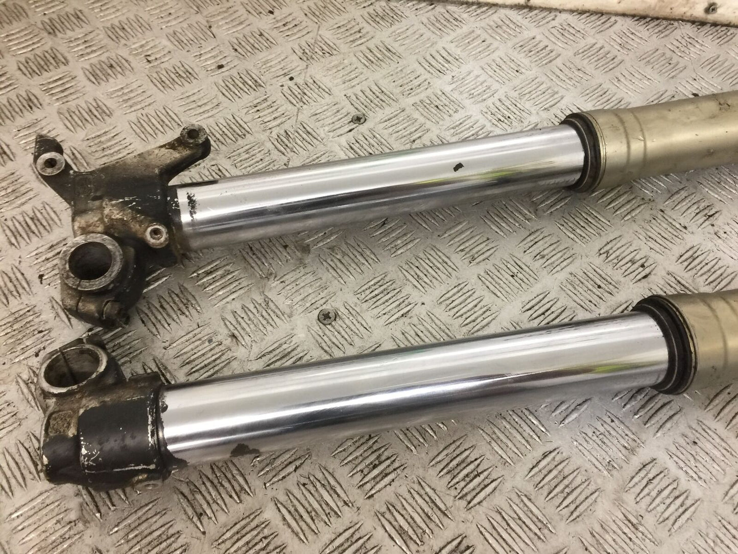 KTM400 KTM 400 LC4-E FORKS YEAR 2000 (STOCK 898)