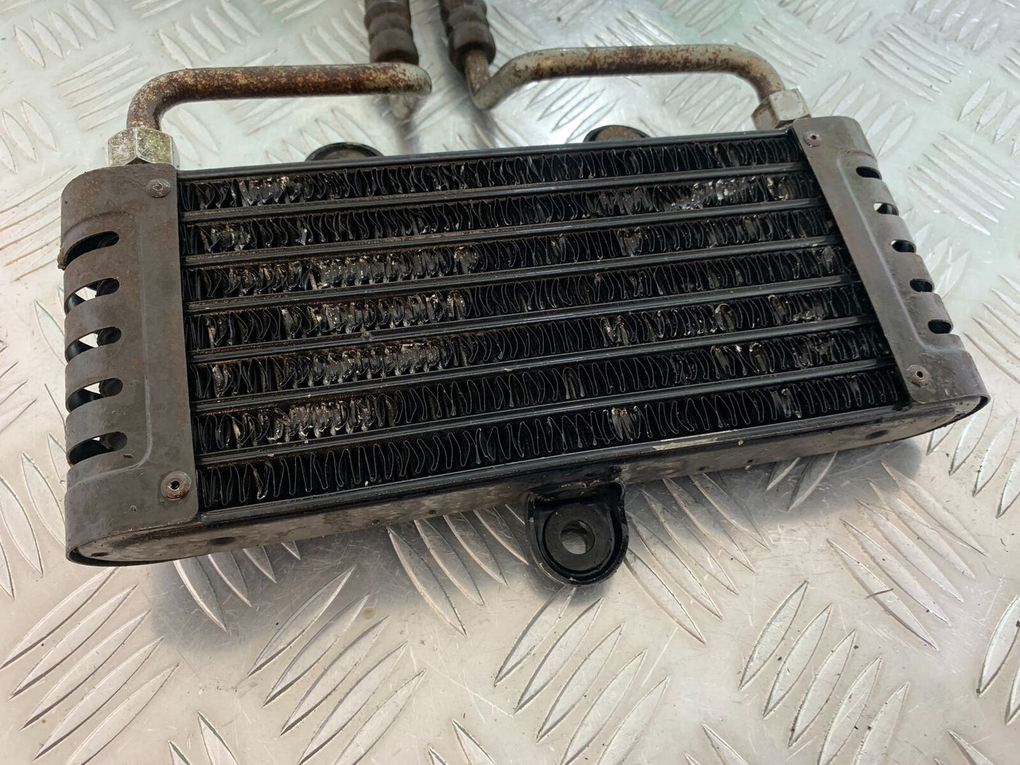 KAWASAKI ZR 750 ZEPHYR OIL COOLER AND LINES YEAR 1991-95 (CMB1008)