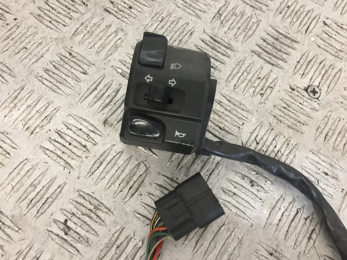 DUCATI MONSTER S4 916 LEFT SWITCH GEAR YEAR 2001 STOCK (755)