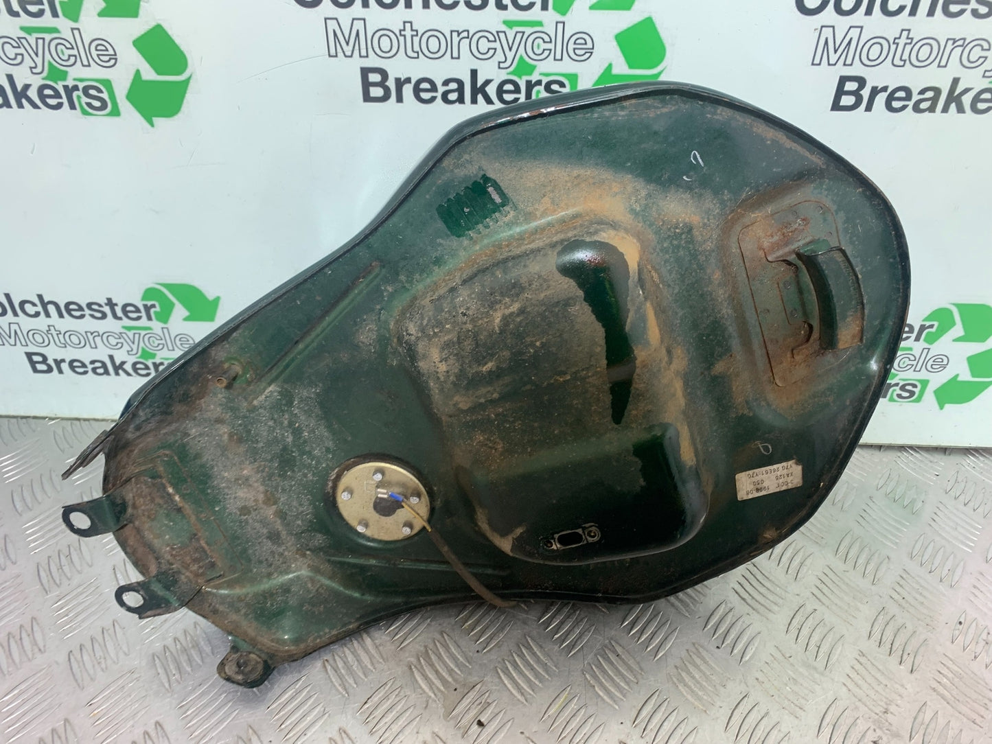 SUZUKI GSF1200 GSF 1200 BANDIT PETROL TANK YEAR 1997-2000 (CMB1149)