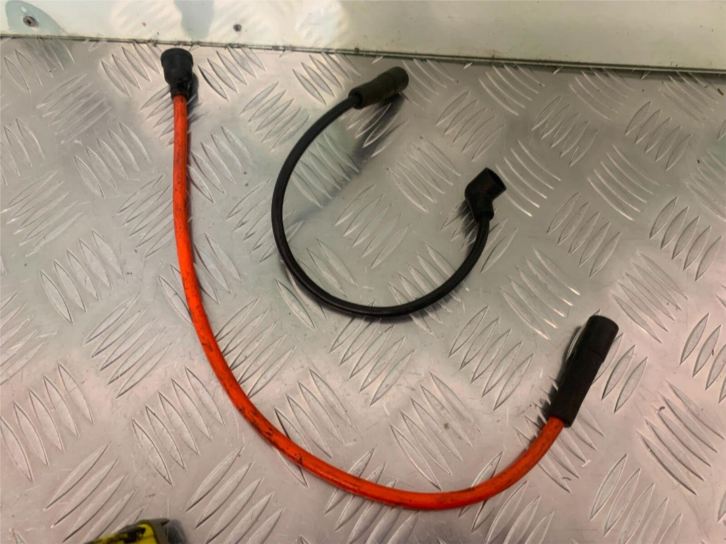 HARLEY DAVIDSON XL53C XL883 COIL YEAR 2001 (STOCK 960)