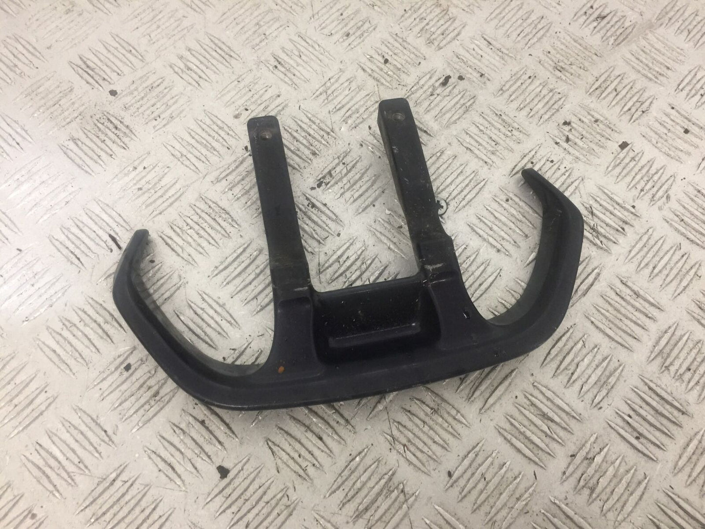 KAWASAKI ER5 GRAB RAIL YEAR 1999 (STOCK 825)