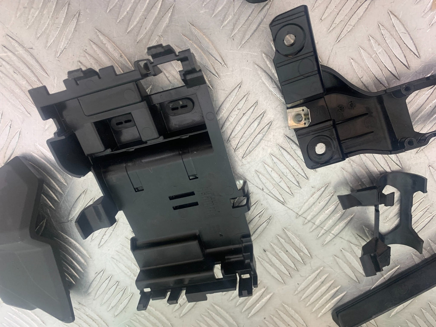 BMW M1000 R INFILLS AND COVERS YEAR 2023-2024 (CMB1140)