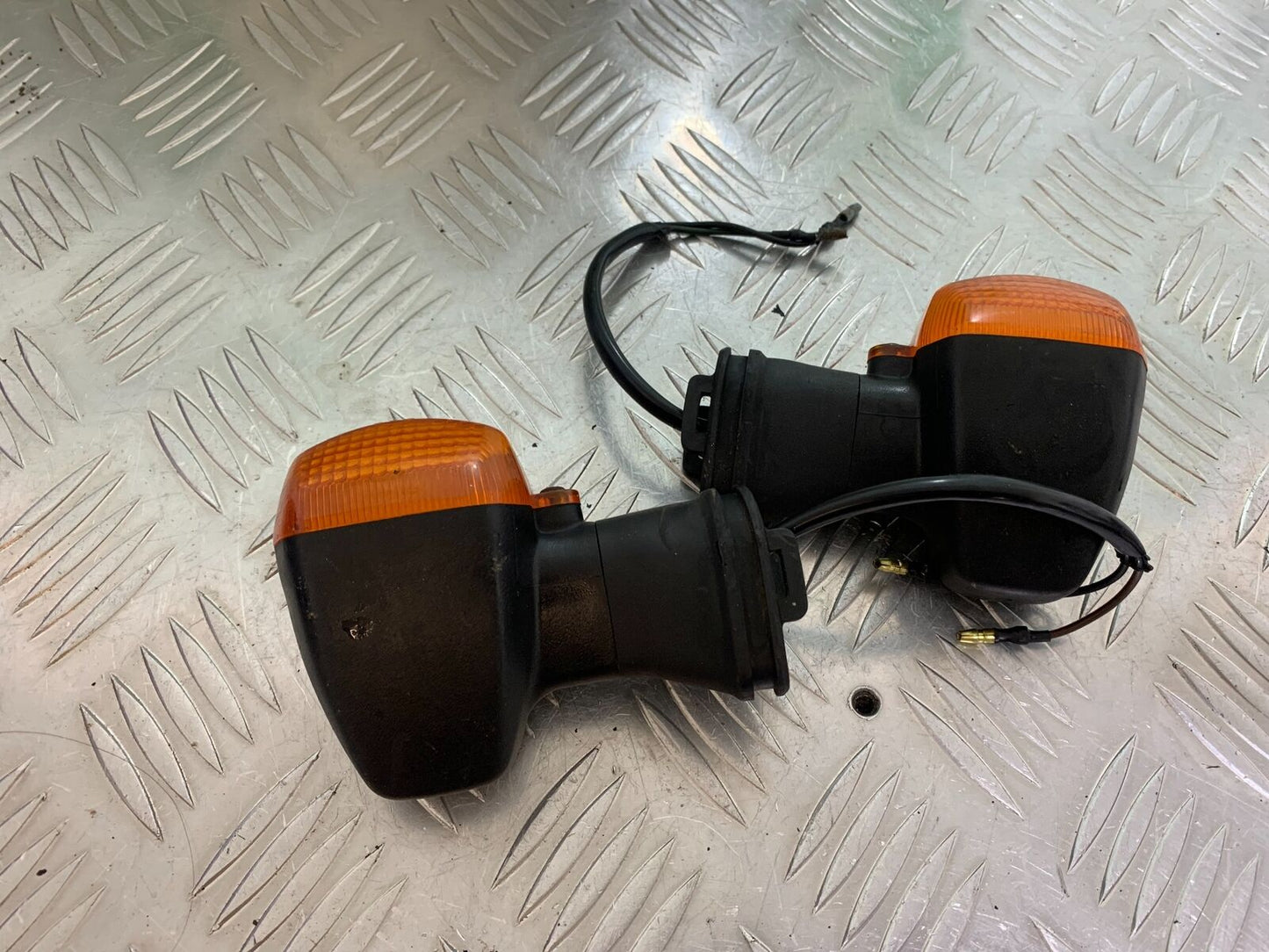 YAMAHA FJR1300 FJR 1300 FRONT INDICATORS YEAR 2001-05 (CMB1005)