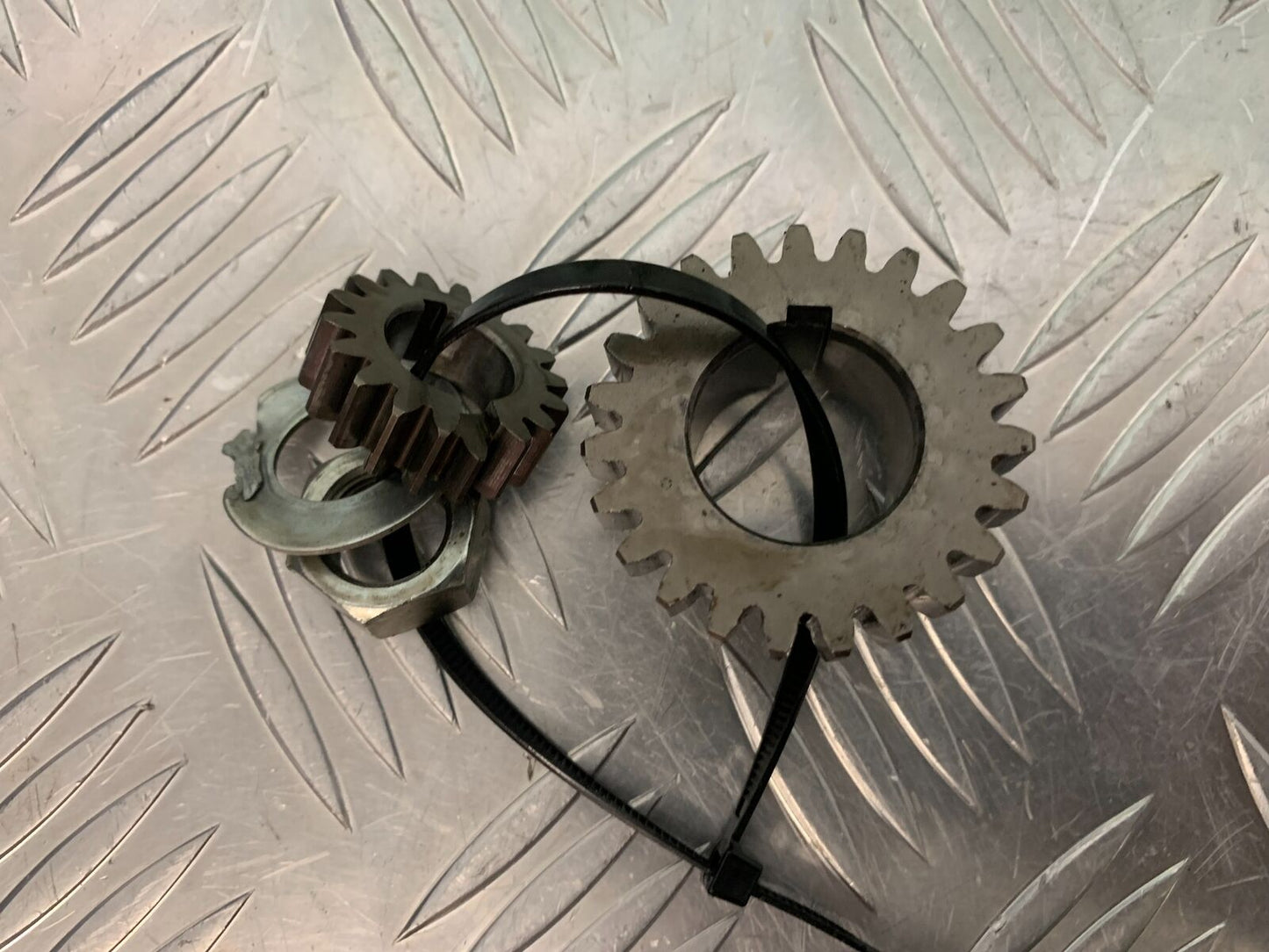 KAWASAKI KLR250 KLR 250 GEAR YEAR 1984-2001 (STOCK 980)