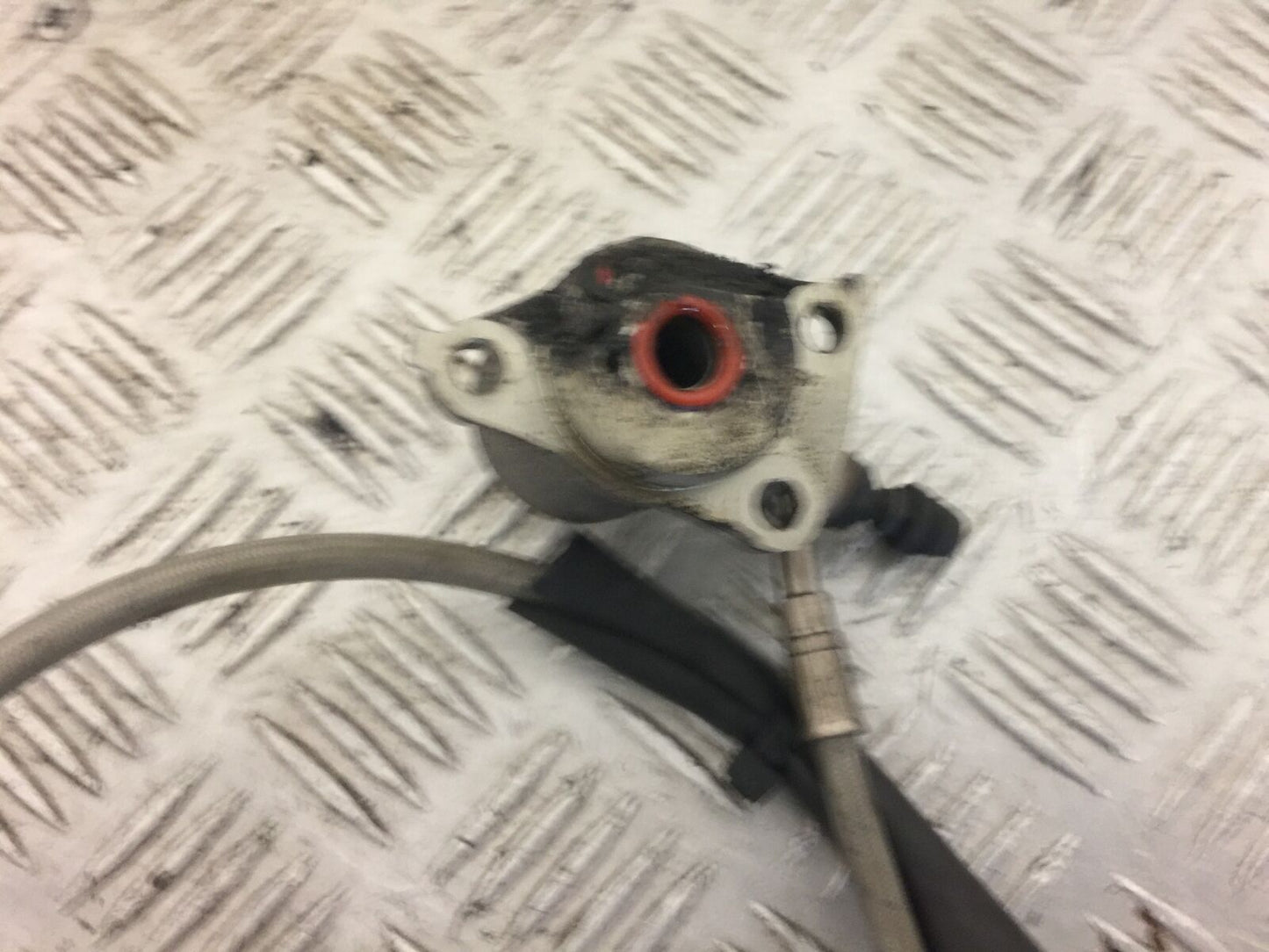 DUCATI 999 BIPOSTO CLUTCH SLAVE CYLINDER YEAR 2004 (STOCK 549)