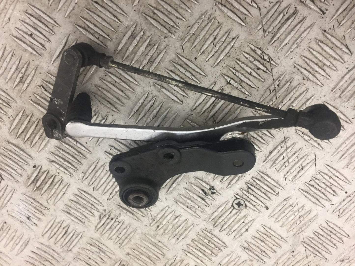 SUZUKI GSF1250 GEAR LEVER YEAR 2012-2014 (STOCK 650)