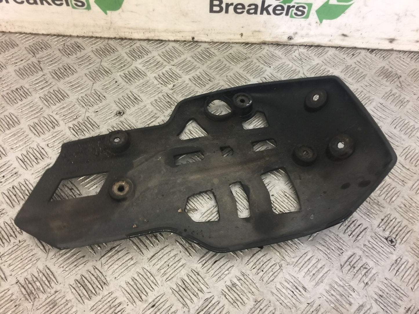 TRIUMPH TIGER 800 BASH PLATE YEAR 2013 (STOCK 643)