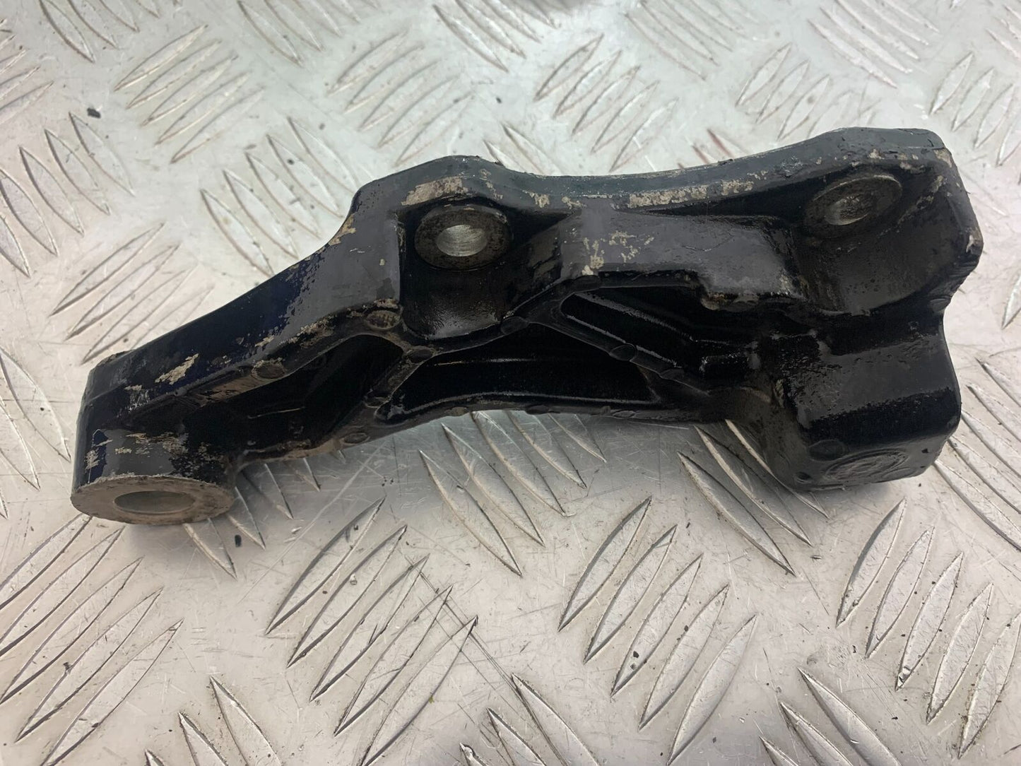 YAMAHA XVS 1100 DRAGSTAR REAR CALIPER BRACKET 2000-2007 (CMB1108)
