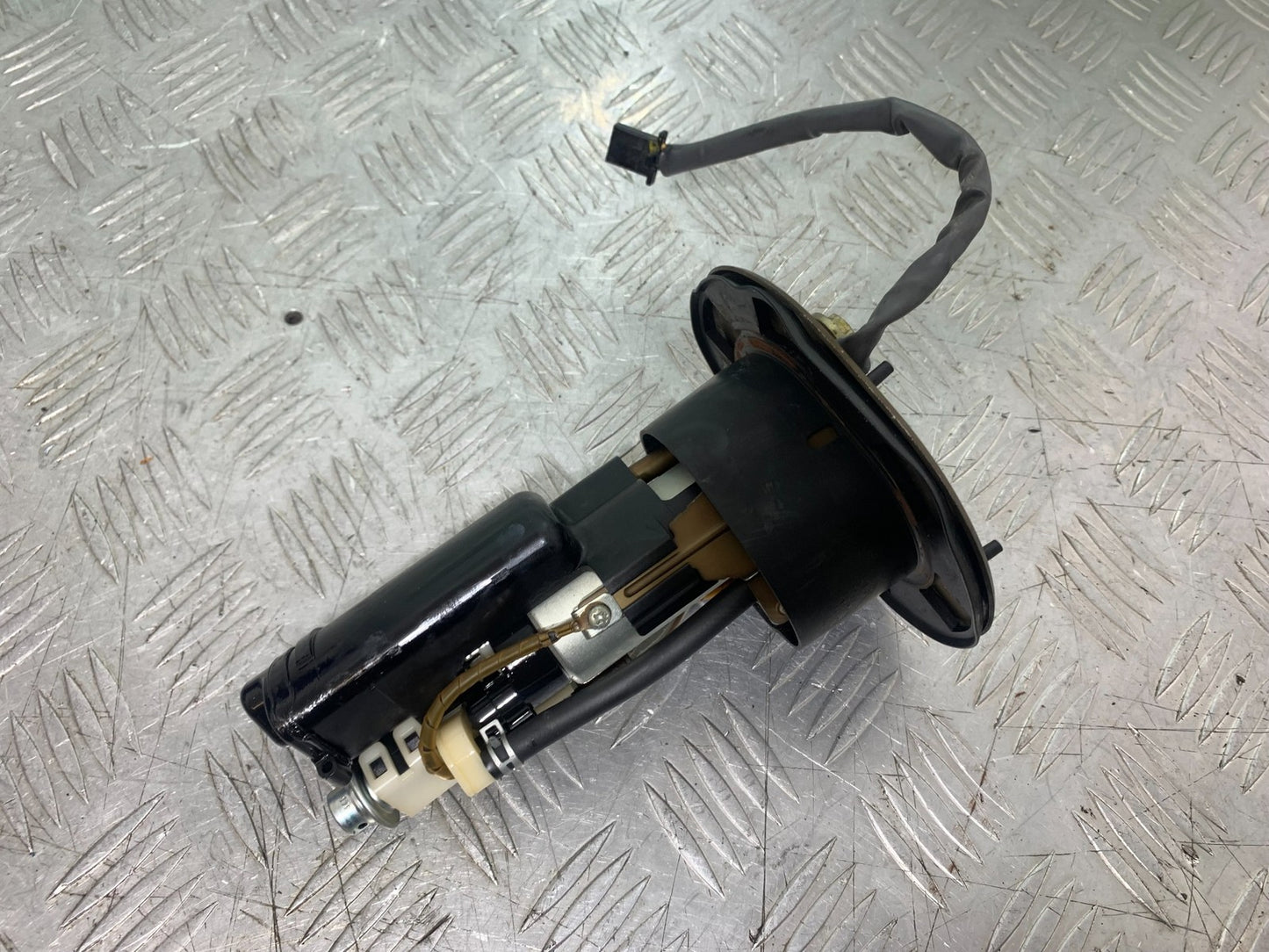 HONDA CBR1000 rr FIREBLADE PETROL PUMP YEAR 2006 (CMB1220)