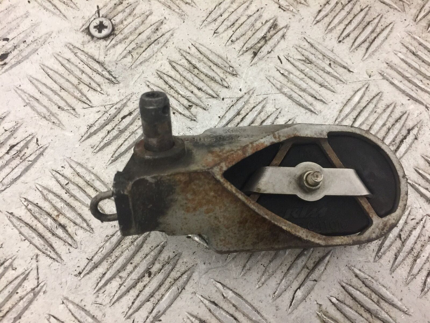 KTM 990 SUPERMOTO FRONT RIGHT PEG YEAR 2008 (STOCK 662)