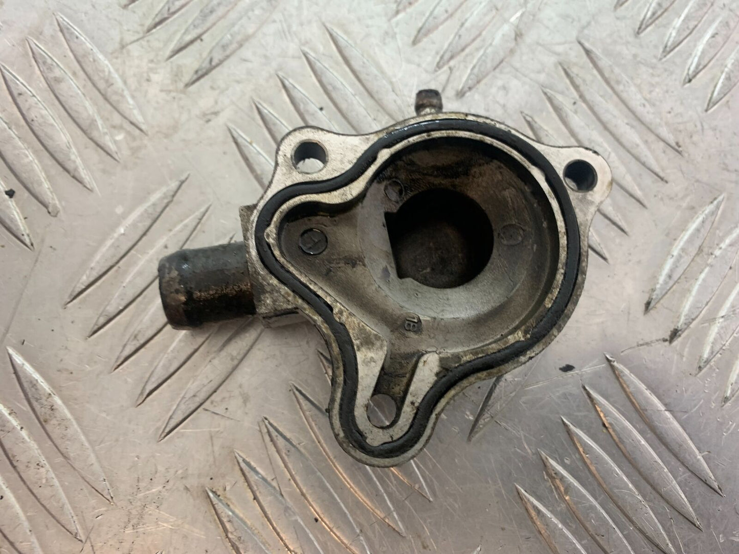 HONDA CBR125 CBR 125 WATER PUMP COVER YEAR 2008 - 2010
