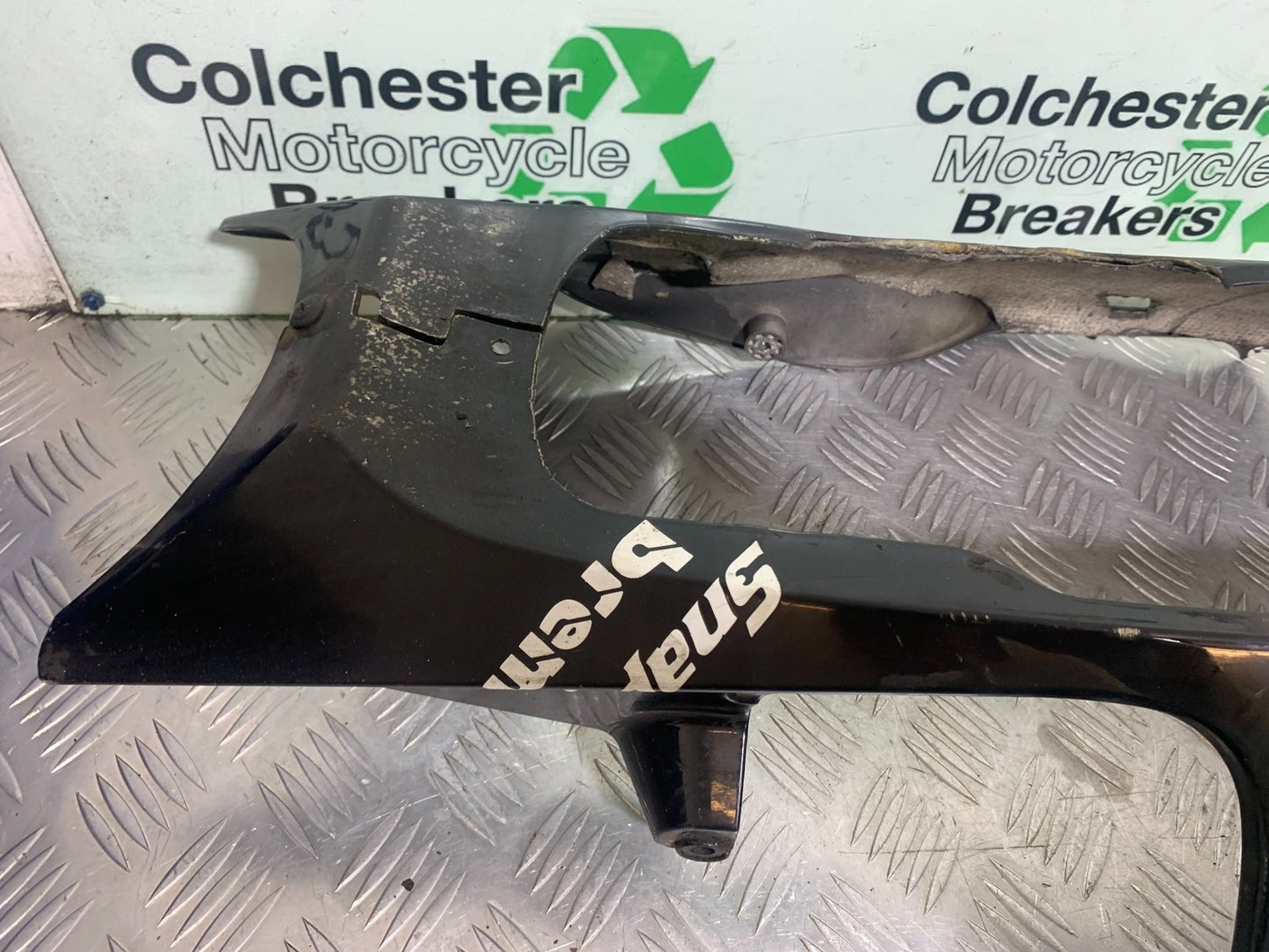 HONDA CBR600 CBR 600 RR BELLYPAN YEAR 2003-2004 CMB1173)