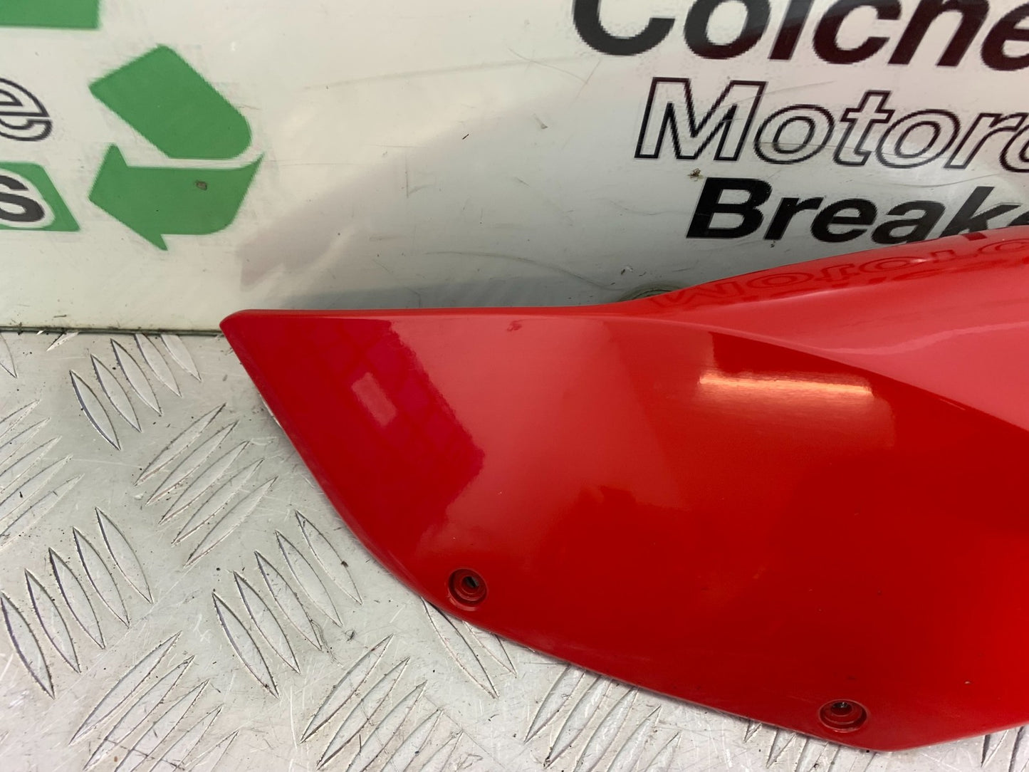 DUCATI 1299 PANIGALE LEFT SEAT PANEL YEAR 2016 (CMB 1187)