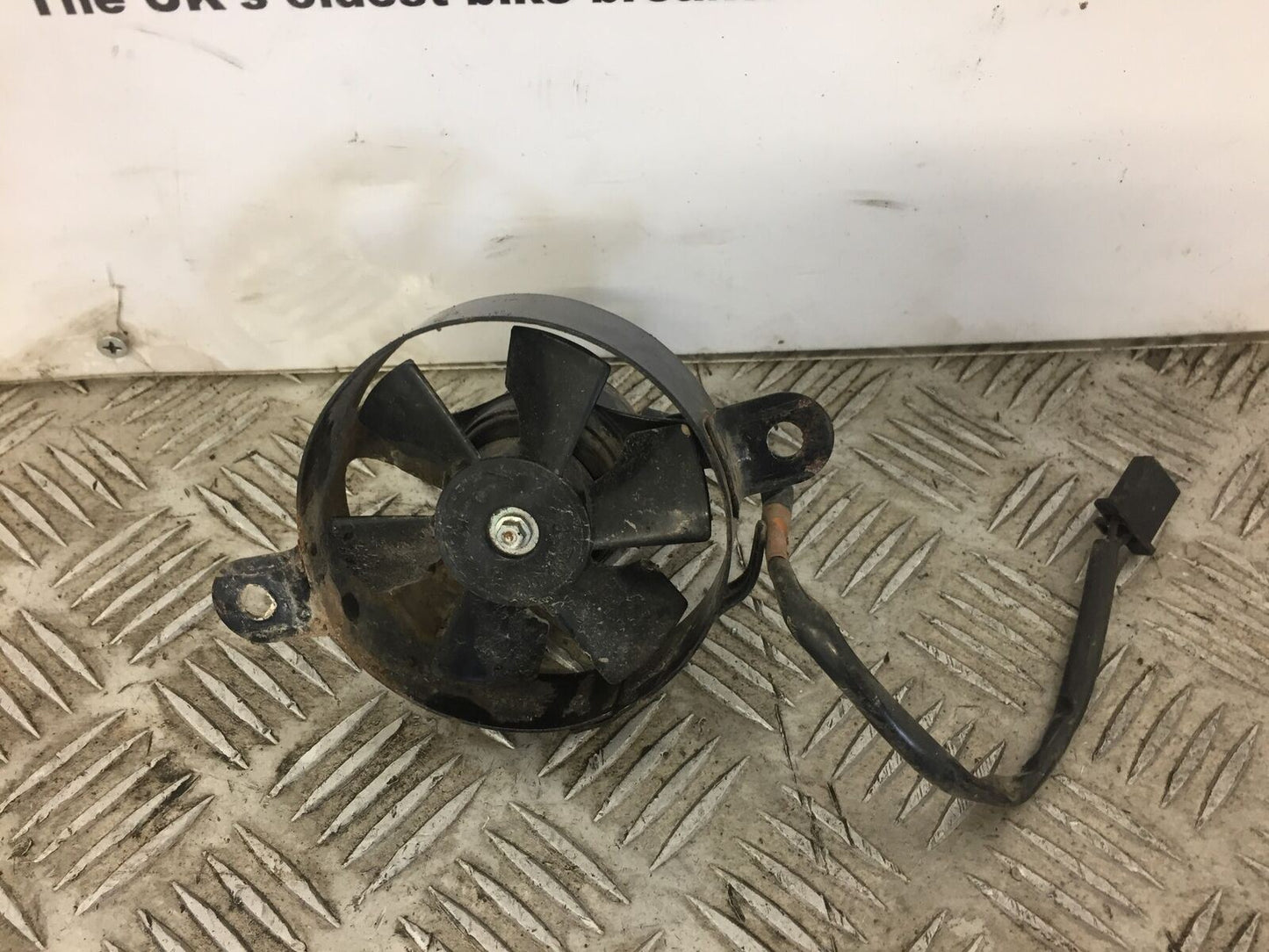 HONDA XL125 VARADERO RADIATOR FAN YEAR 2007 - 2010