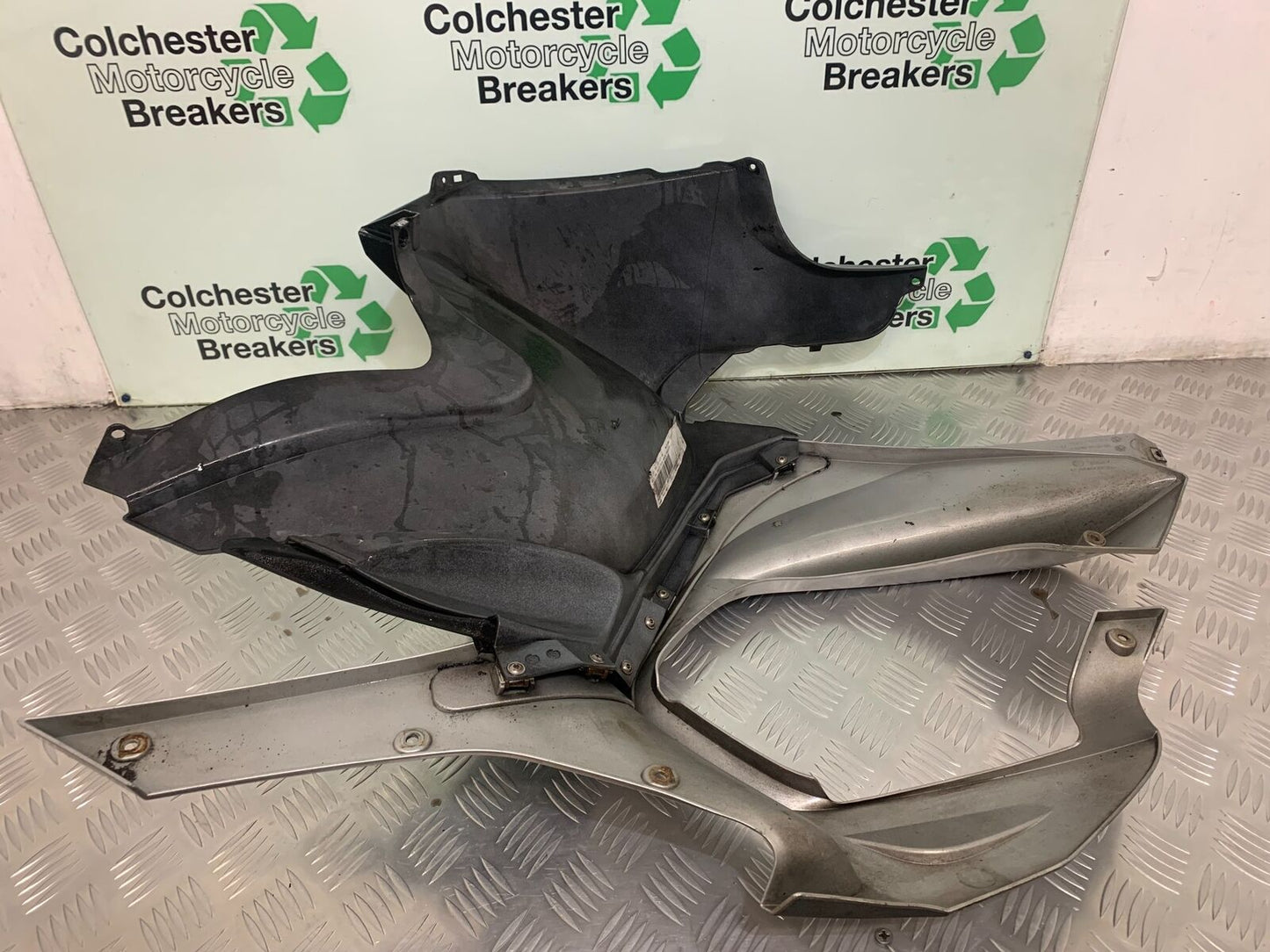 BMW R1200 RT R 1200 RT LEFT FAIRING PANEL YEAR 2005-2009 (STOCK 943)